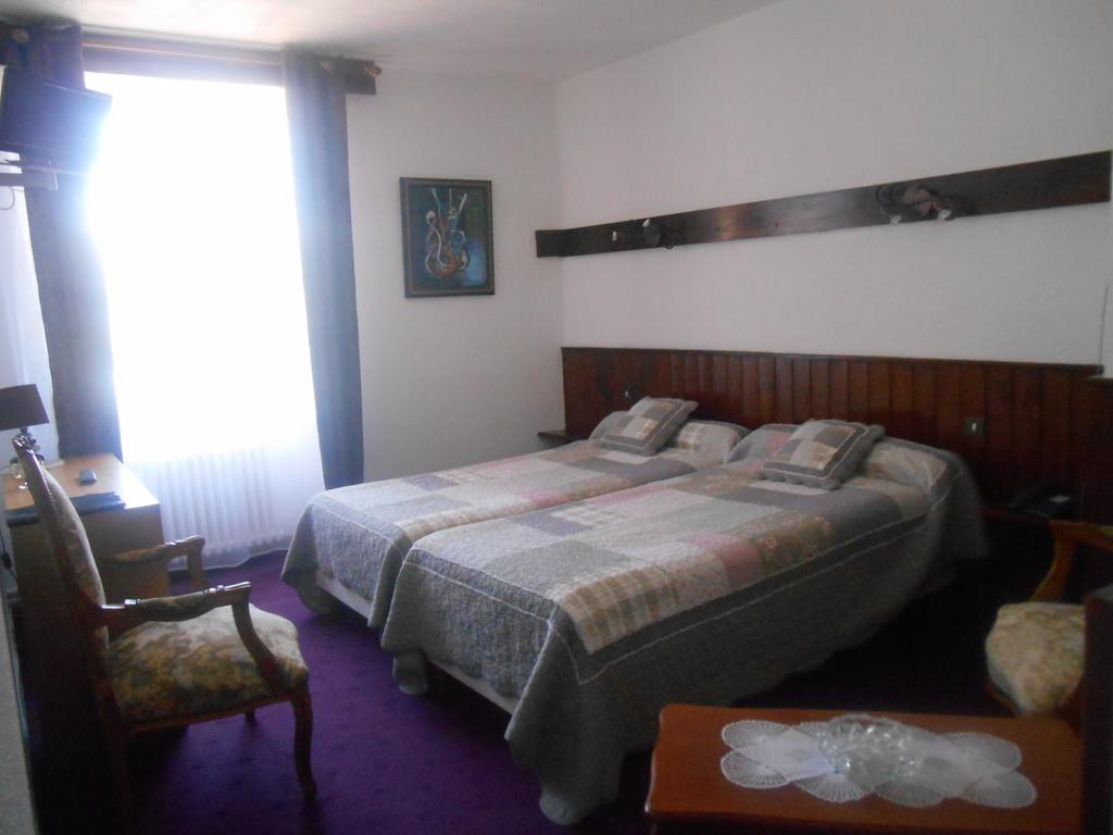 라 셰즈 듀 L'Echo Et L'Abbaye B&B 객실 사진